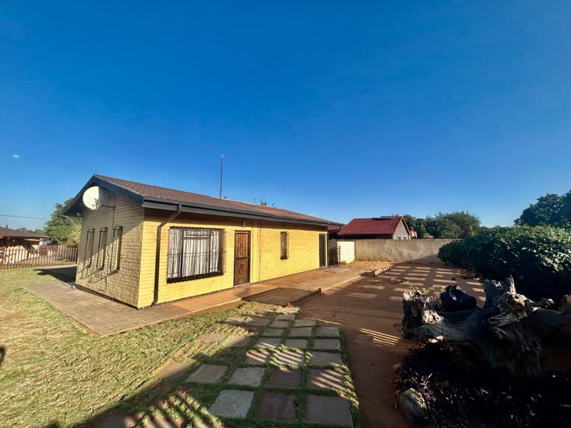 3 Bedroom Property for Sale in Vanderbijlpark CW 4 Gauteng