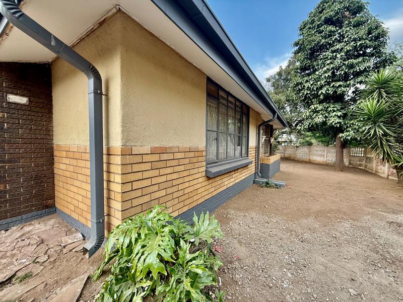 8 Bedroom Property for Sale in Vanderbijlpark CW 5 Gauteng