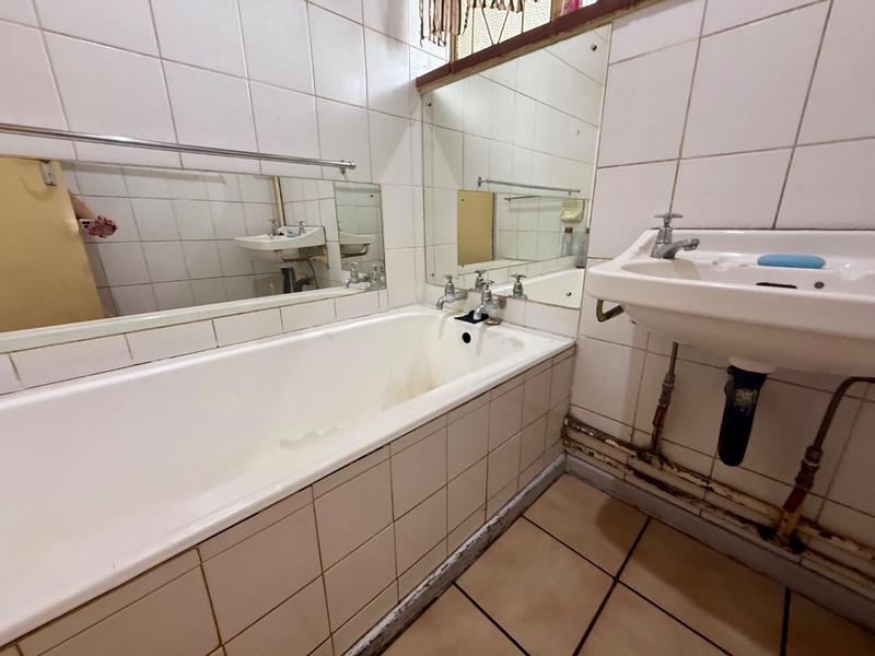 3 Bedroom Property for Sale in Vanderbijlpark CW 5 Gauteng