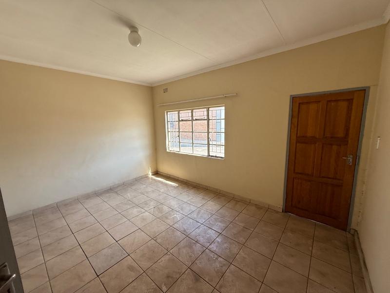 2 Bedroom Property for Sale in Vanderbijlpark CW 5 Gauteng