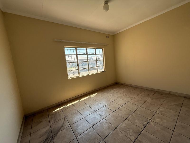 2 Bedroom Property for Sale in Vanderbijlpark CW 5 Gauteng