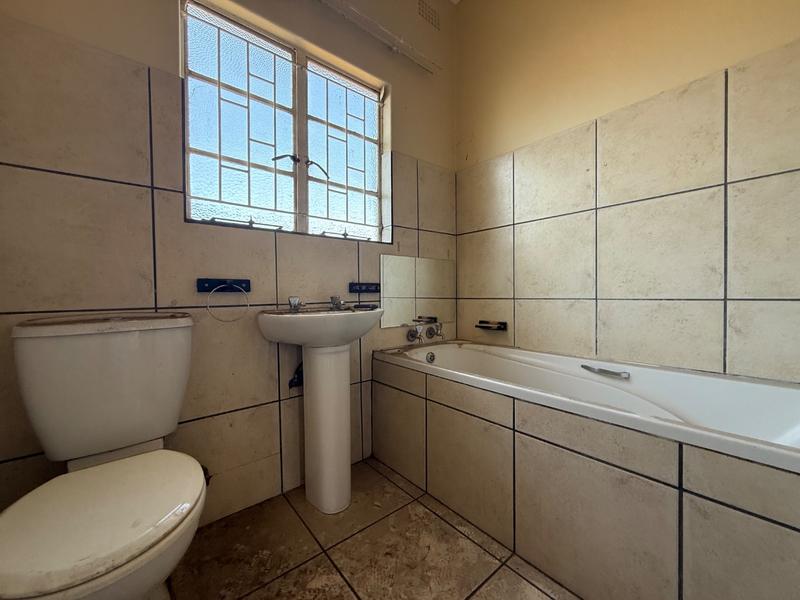 2 Bedroom Property for Sale in Vanderbijlpark CW 5 Gauteng