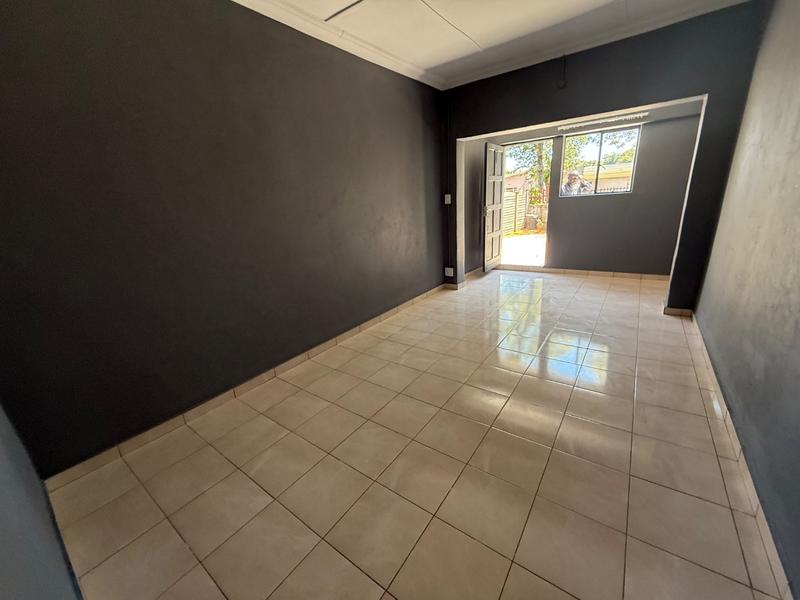 4 Bedroom Property for Sale in Vanderbijlpark CW 5 Gauteng