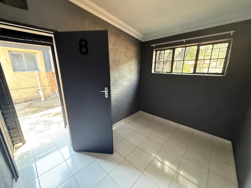 4 Bedroom Property for Sale in Vanderbijlpark CW 5 Gauteng