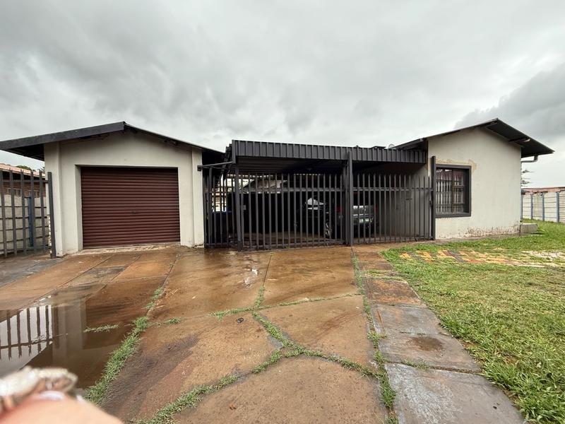 3 Bedroom Property for Sale in Vanderbijlpark CW 5 Gauteng