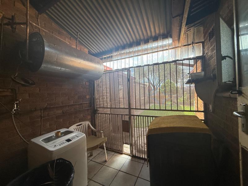 3 Bedroom Property for Sale in Vanderbijlpark CW 5 Gauteng