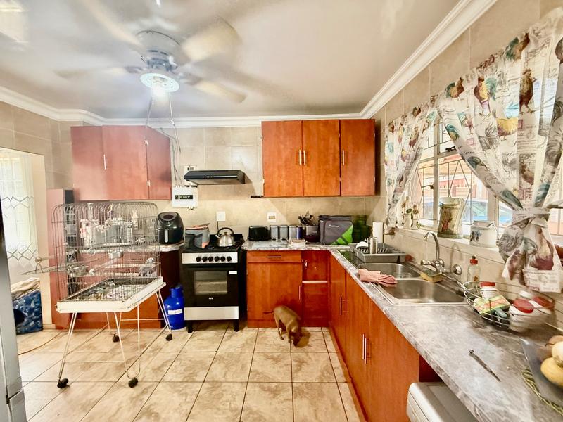 3 Bedroom Property for Sale in Vanderbijlpark CW 5 Gauteng