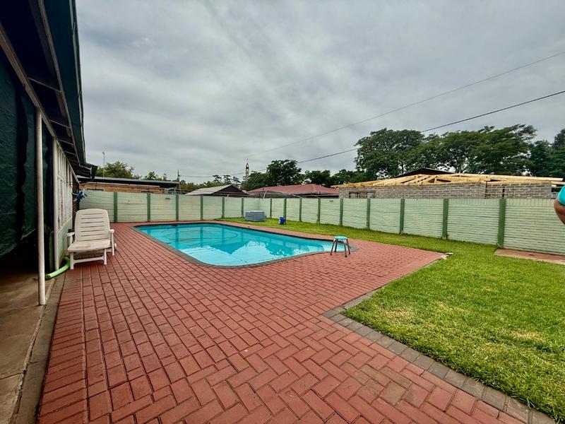 3 Bedroom Property for Sale in Vanderbijlpark CW 5 Gauteng