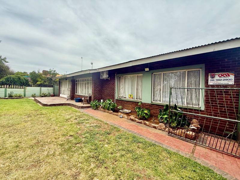 3 Bedroom Property for Sale in Vanderbijlpark CW 5 Gauteng