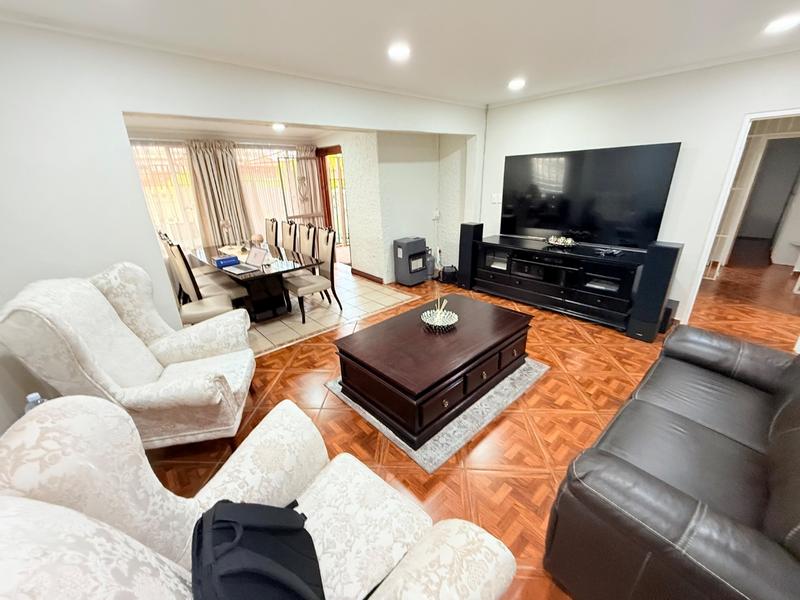 3 Bedroom Property for Sale in Vanderbijlpark CW 5 Gauteng
