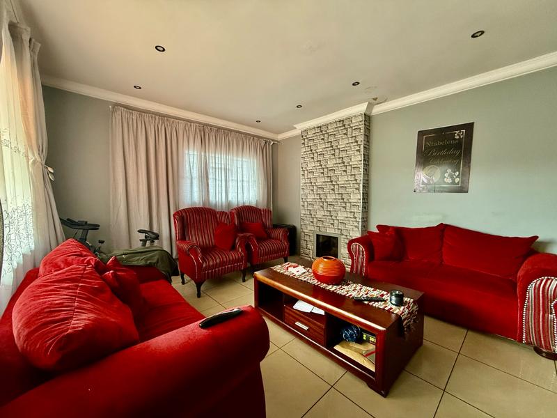 3 Bedroom Property for Sale in Vanderbijlpark CW 5 Gauteng