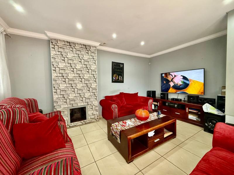 3 Bedroom Property for Sale in Vanderbijlpark CW 5 Gauteng