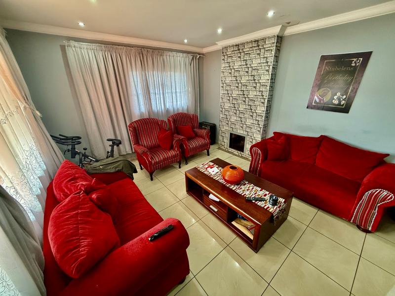 3 Bedroom Property for Sale in Vanderbijlpark CW 5 Gauteng