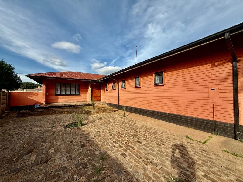 3 Bedroom Property for Sale in Vanderbijlpark CW 5 Gauteng