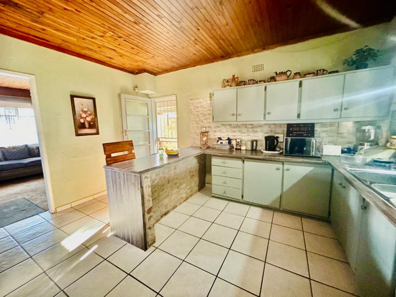 2 Bedroom Property for Sale in Vanderbijlpark CW 5 Gauteng