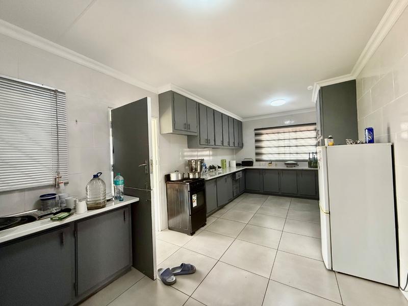 3 Bedroom Property for Sale in Vanderbijlpark CW 5 Gauteng
