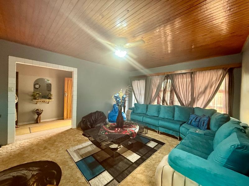 3 Bedroom Property for Sale in Vanderbijlpark CW 5 Gauteng