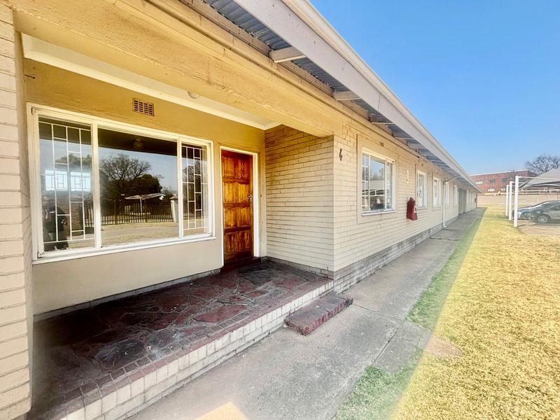 2 Bedroom Property for Sale in Vanderbijlpark CW 5 Gauteng