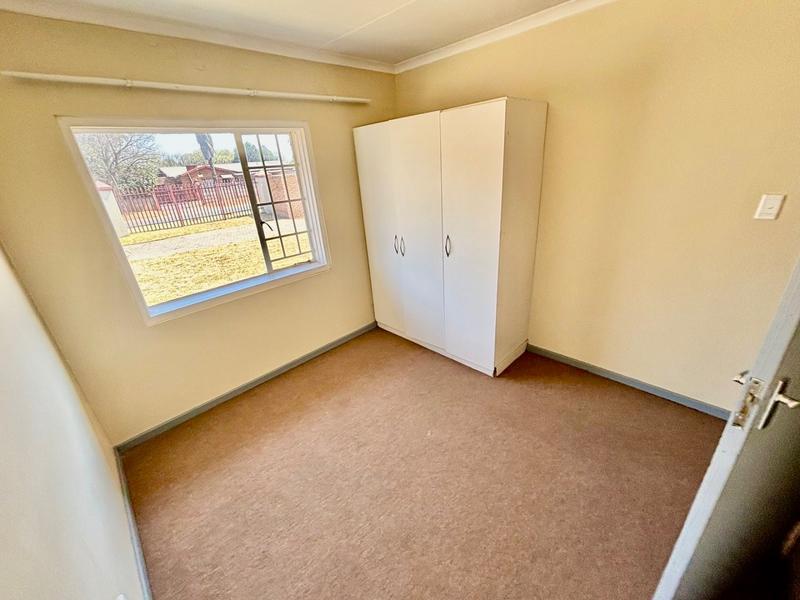 2 Bedroom Property for Sale in Vanderbijlpark CW 5 Gauteng