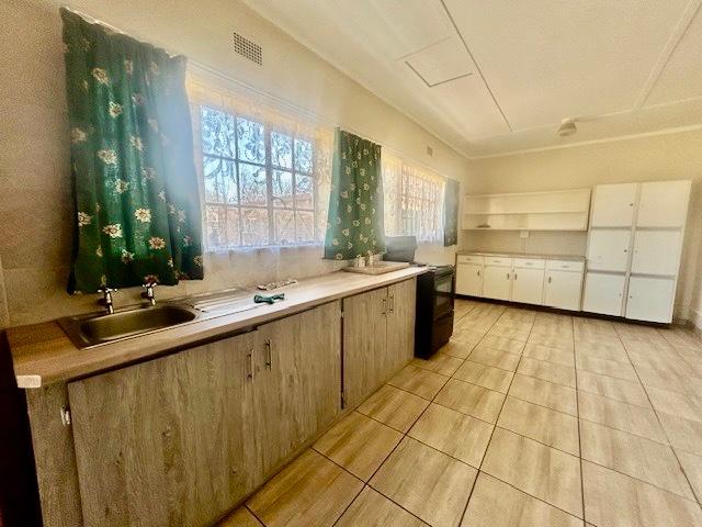3 Bedroom Property for Sale in Vanderbijlpark CW 5 Gauteng