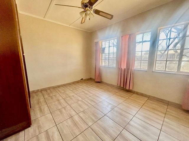 3 Bedroom Property for Sale in Vanderbijlpark CW 5 Gauteng
