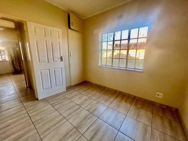 3 Bedroom Property for Sale in Vanderbijlpark CW 5 Gauteng