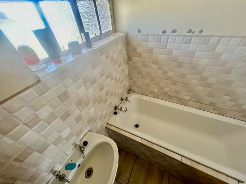 3 Bedroom Property for Sale in Vanderbijlpark CW 5 Gauteng