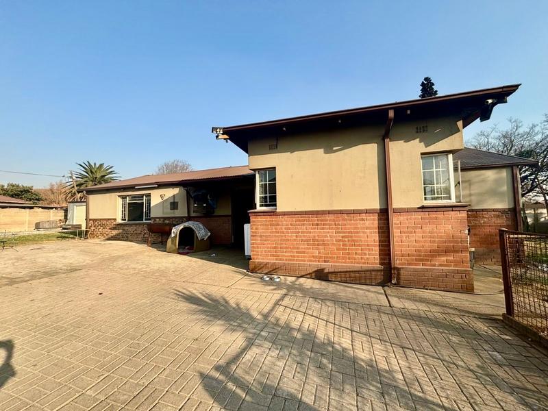 2 Bedroom Property for Sale in Vanderbijlpark CW 5 Gauteng