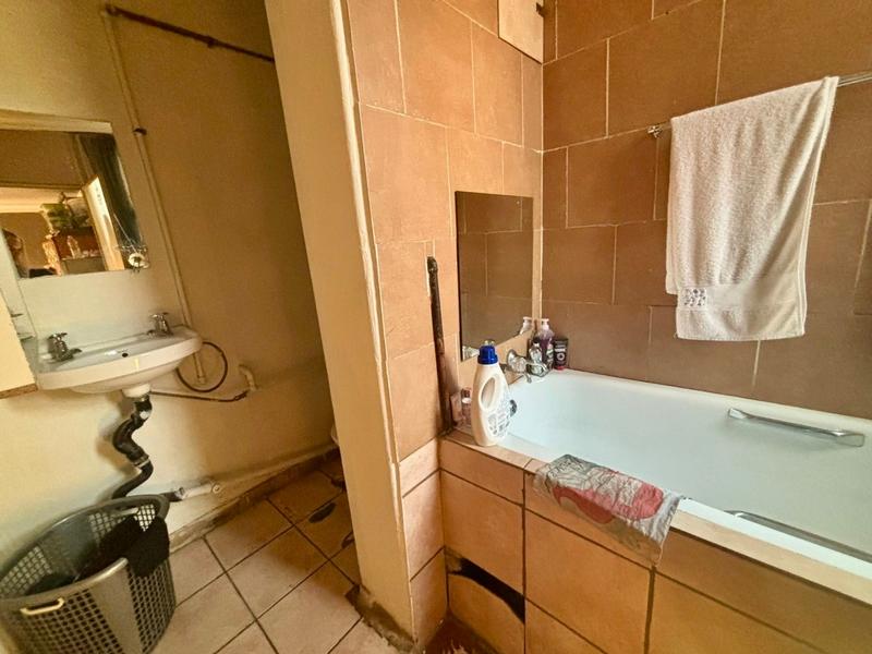 2 Bedroom Property for Sale in Vanderbijlpark CW 5 Gauteng