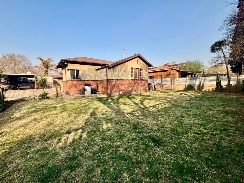2 Bedroom Property for Sale in Vanderbijlpark CW 5 Gauteng