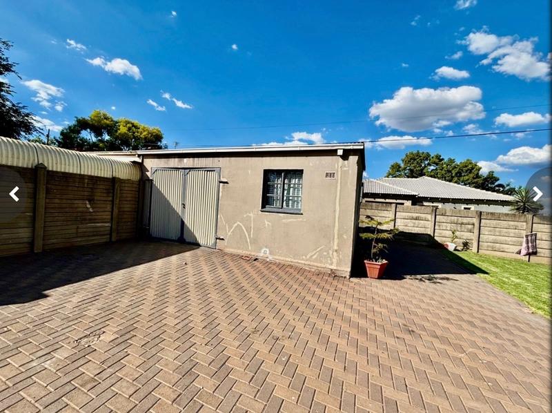 3 Bedroom Property for Sale in Vanderbijlpark CW 5 Gauteng