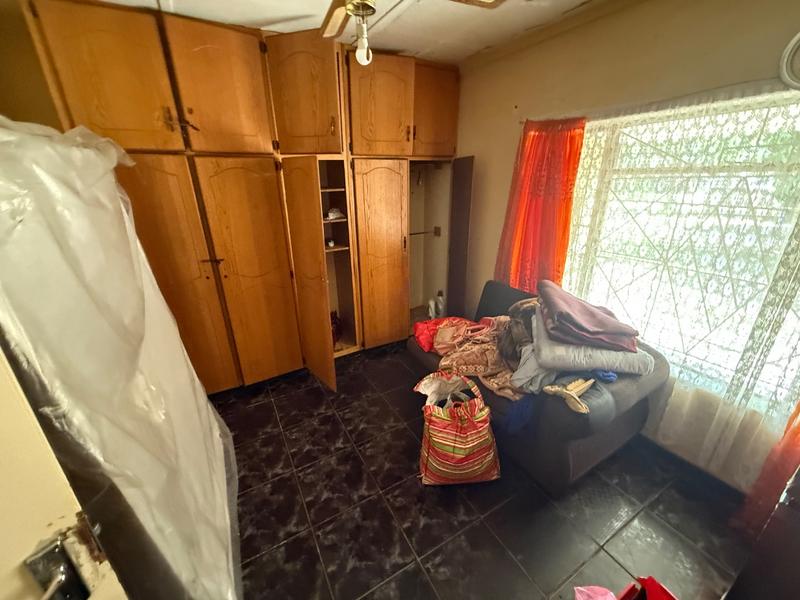 5 Bedroom Property for Sale in Vanderbijlpark CW 5 Gauteng