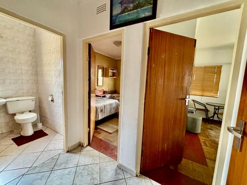 2 Bedroom Property for Sale in Vanderbijlpark Cw 6 Gauteng