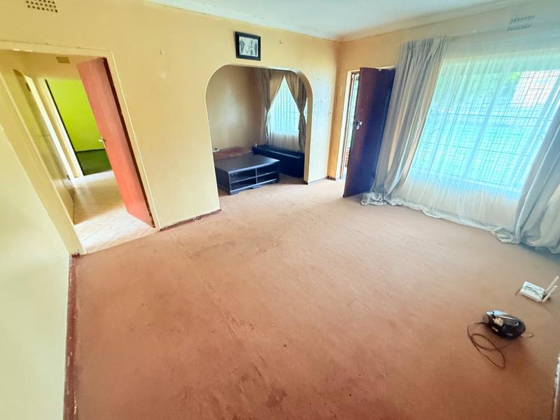 2 Bedroom Property for Sale in Vanderbijlpark Cw 6 Gauteng