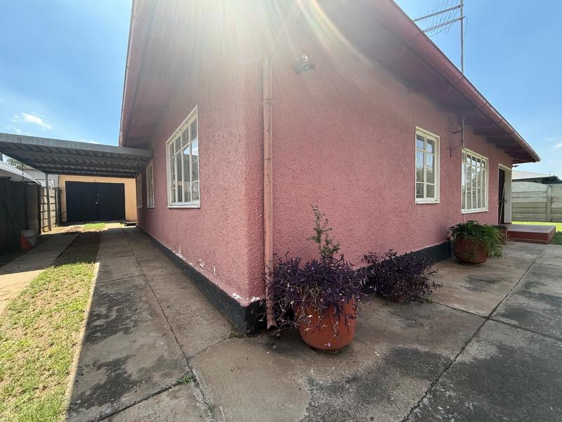 3 Bedroom Property for Sale in Vanderbijlpark Cw 6 Gauteng