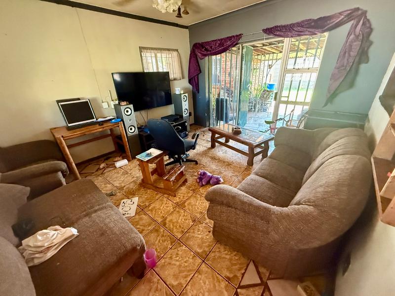 3 Bedroom Property for Sale in Vanderbijlpark Cw 6 Gauteng