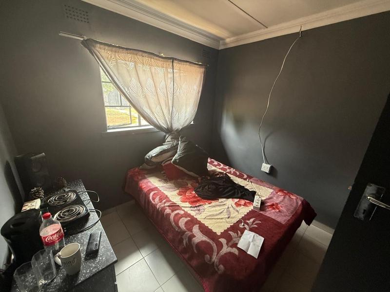 8 Bedroom Property for Sale in Vanderbijlpark Cw 6 Gauteng