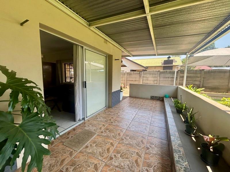 4 Bedroom Property for Sale in Vanderbijlpark Cw 6 Gauteng