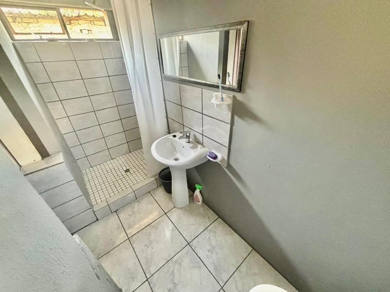 4 Bedroom Property for Sale in Vanderbijlpark Cw 6 Gauteng