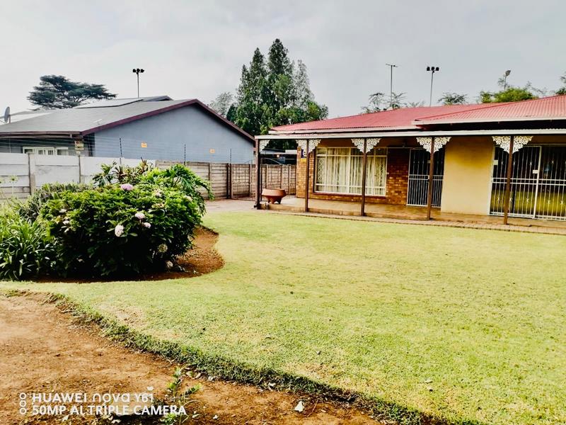 4 Bedroom Property for Sale in Vanderbijlpark Cw 6 Gauteng