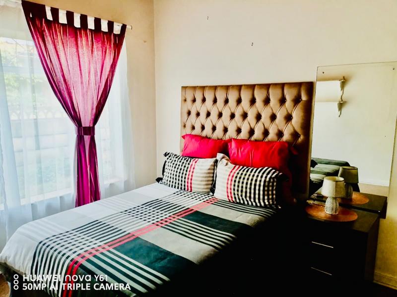 4 Bedroom Property for Sale in Vanderbijlpark Cw 6 Gauteng