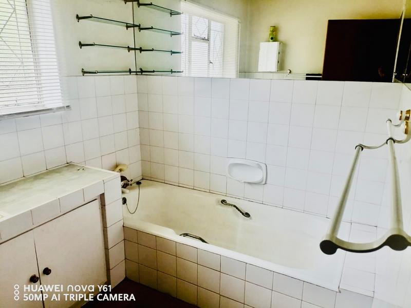 4 Bedroom Property for Sale in Vanderbijlpark Cw 6 Gauteng