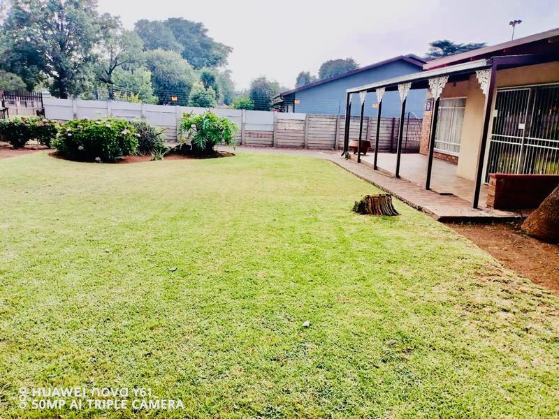 4 Bedroom Property for Sale in Vanderbijlpark Cw 6 Gauteng