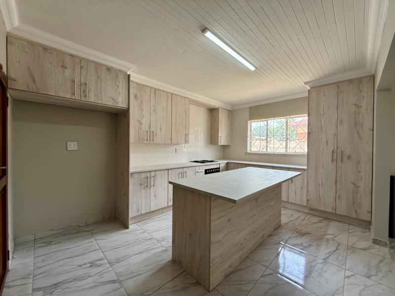 3 Bedroom Property for Sale in Vanderbijlpark Cw 6 Gauteng