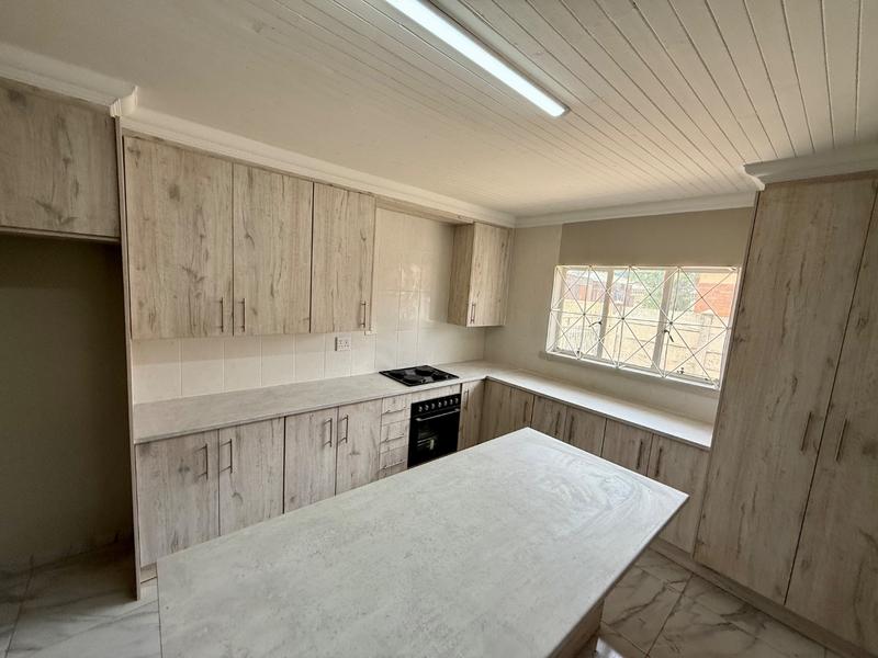 3 Bedroom Property for Sale in Vanderbijlpark Cw 6 Gauteng