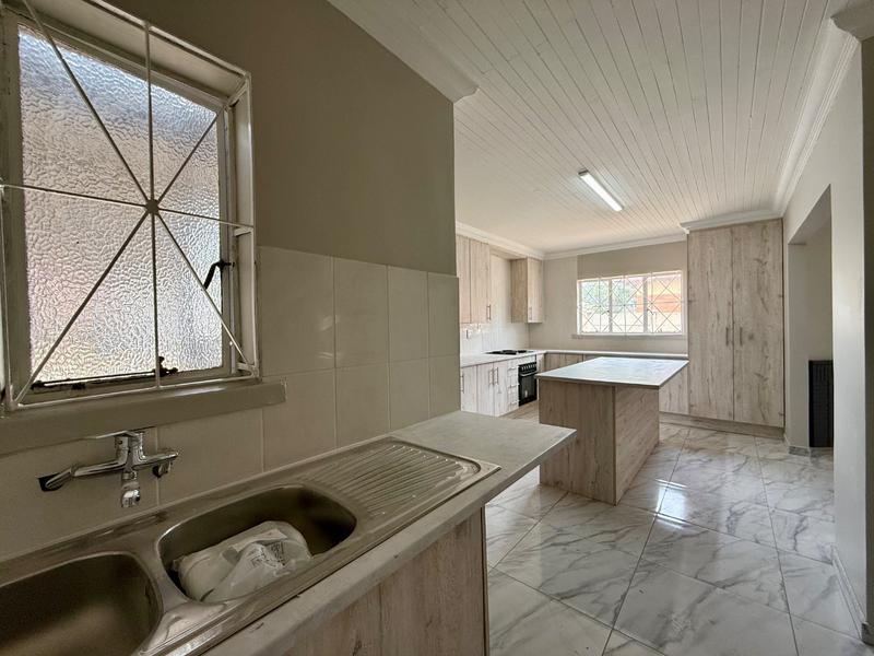 3 Bedroom Property for Sale in Vanderbijlpark Cw 6 Gauteng