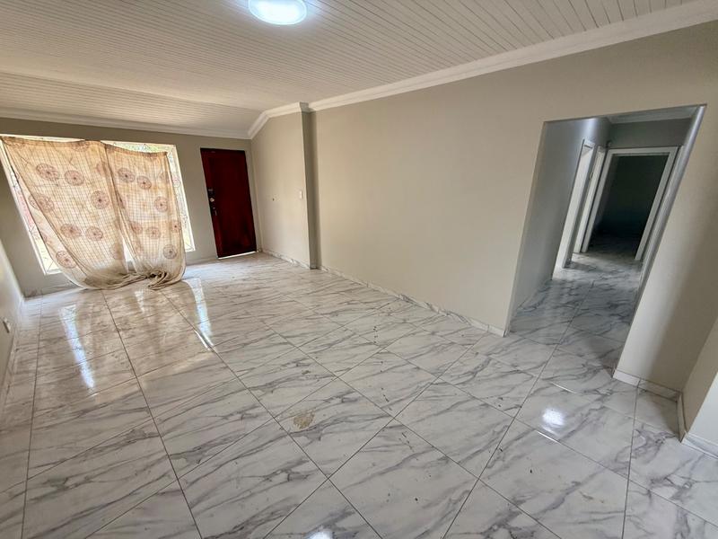 3 Bedroom Property for Sale in Vanderbijlpark Cw 6 Gauteng