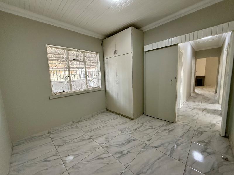 3 Bedroom Property for Sale in Vanderbijlpark Cw 6 Gauteng