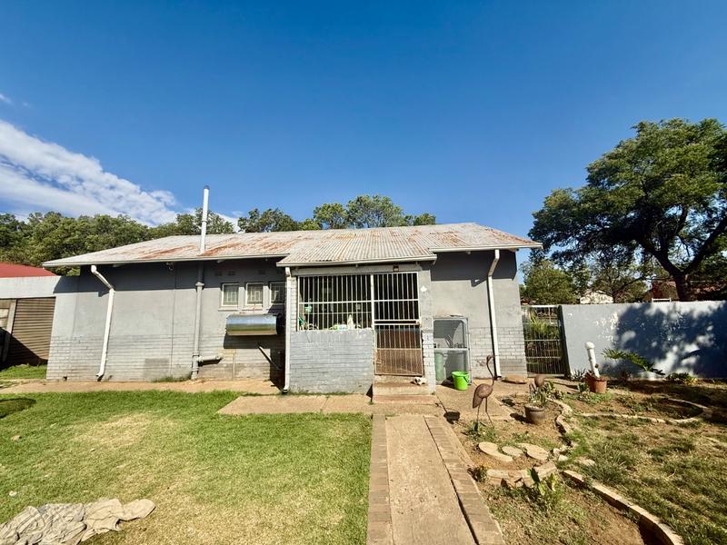 3 Bedroom Property for Sale in Vanderbijlpark Cw 6 Gauteng