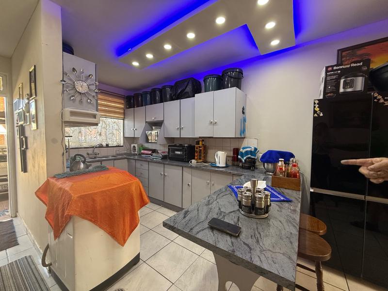 2 Bedroom Property for Sale in Vanderbijlpark Cw 6 Gauteng